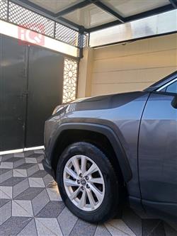 تويوتا راف 4